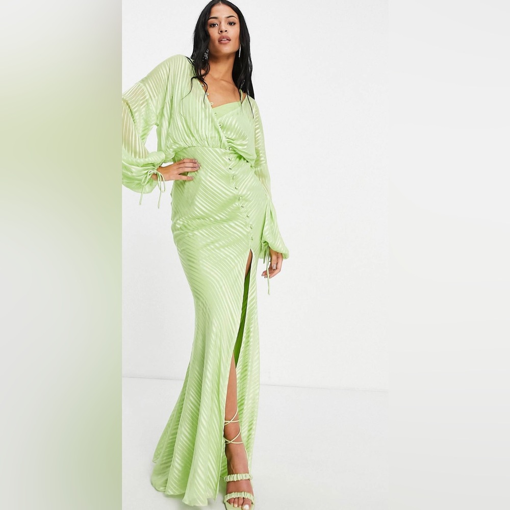NWT Asos Design Tall Drape Detail Maxi Dress With Buttons in Size 16